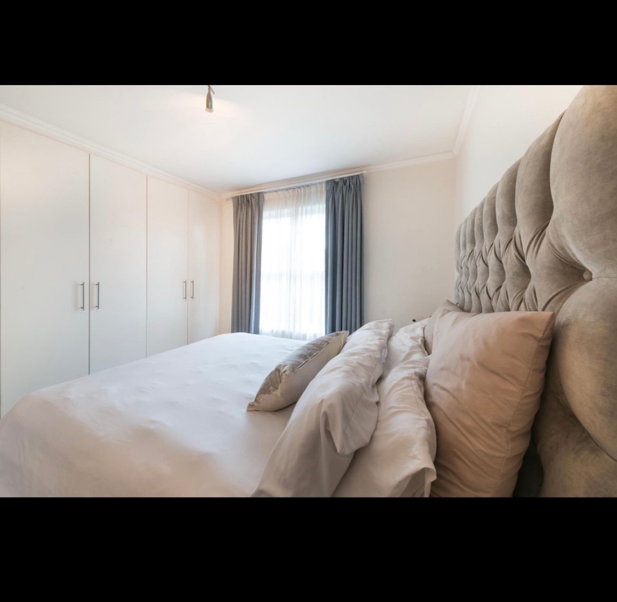 To Let 2 Bedroom Property for Rent in Kenilworth Western Cape